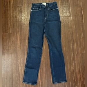 Frame Le Sylvia Slender Straight jeans in size 26